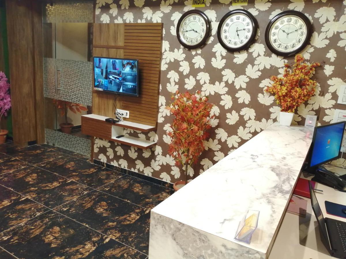 Hotel Golden City Vadodara Luaran gambar